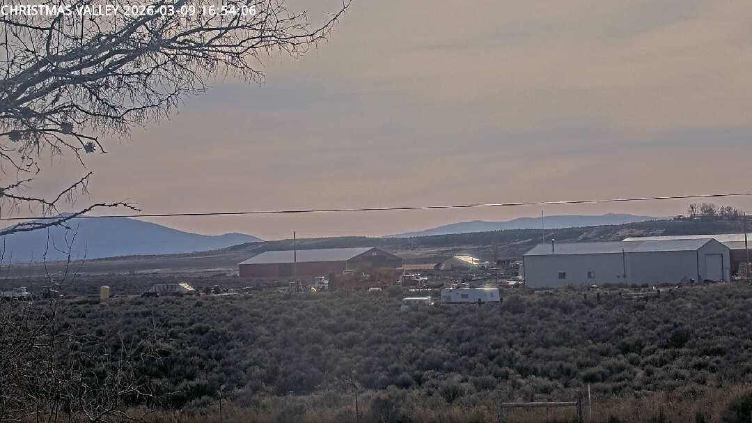 Christmas Valley SW view